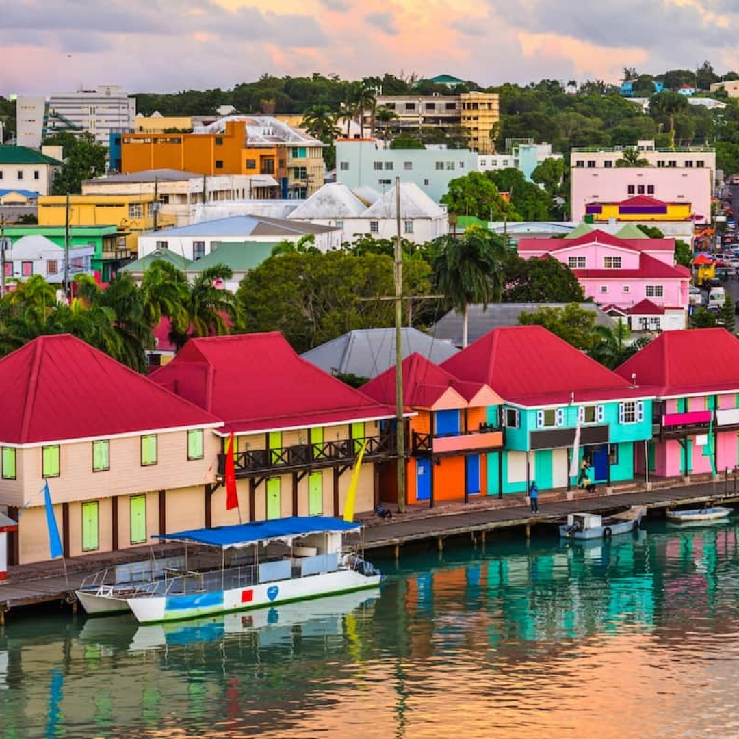 Antigua and Barbuda harbour and lifestyle